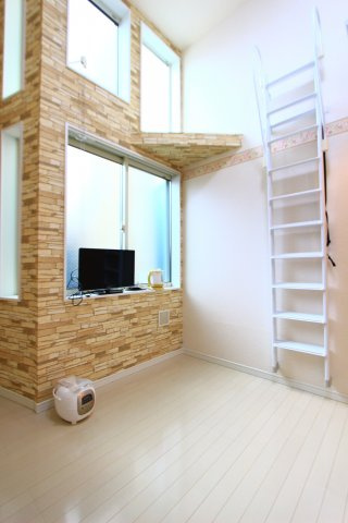 サンターナ・デ・リベロの居間・リビング|同タイプ参考写真です。