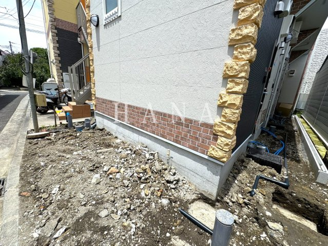 ユナイト根岸ジャトラのエントランス