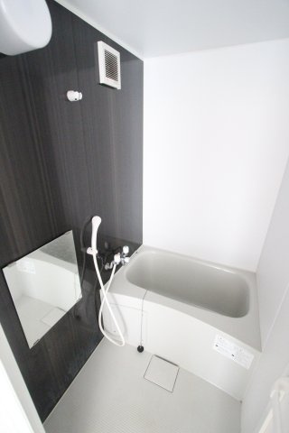 ユナイト 上星川バーゼルの浴室