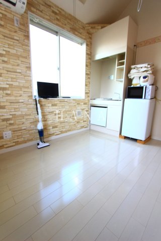 ユナイト 上星川バーゼルの居間・リビング