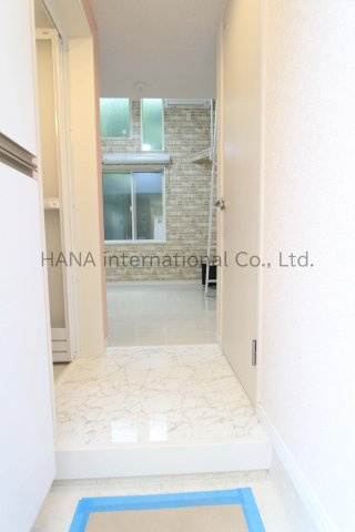 ユナイト丸山アプリコットパフェの玄関|同シリーズ物件の参考写真です。