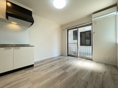 【寝室】 | シモンズ・ホール | 別部屋参考写真