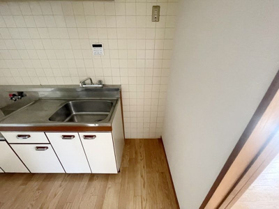 【キッチン】 | メゾンドマヤ | お料理しやすいキッチンです（写真は別部屋のものです）