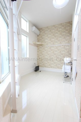 ユナイト本牧クリストフの杜の居間・リビング