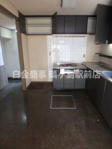 坂戸市鶴舞中古戸建のキッチン
