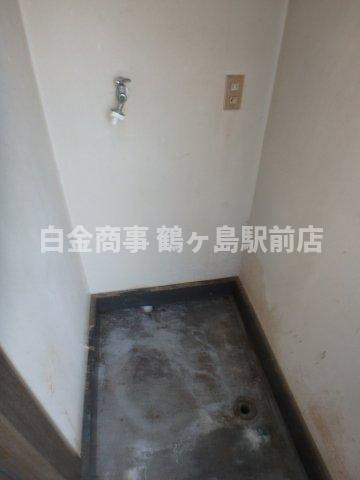 坂戸市鶴舞中古戸建のランドリースペース
