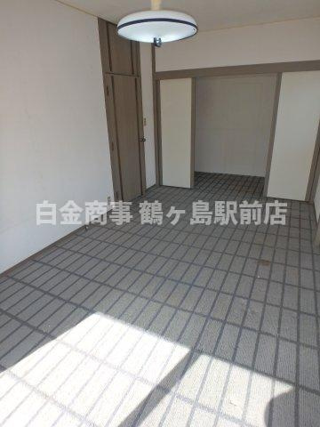 坂戸市鶴舞中古戸建の洋室