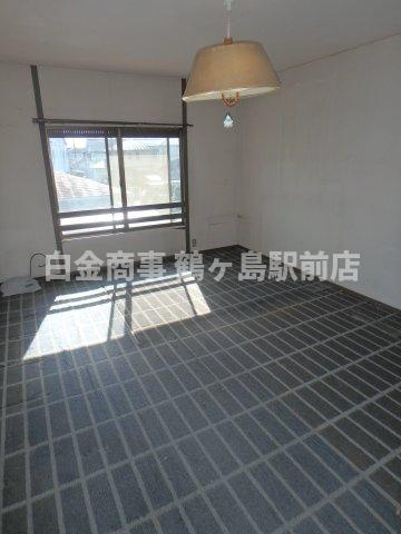 坂戸市鶴舞中古戸建の洋室