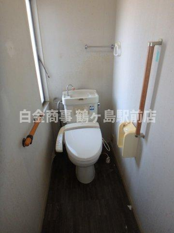 坂戸市鶴舞中古戸建のトイレ