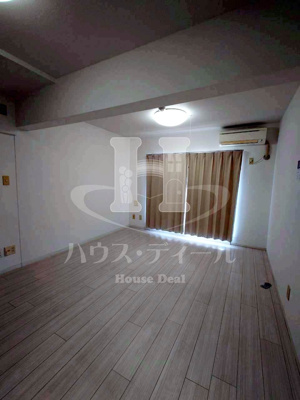 【居間・リビング】 | アズ川口レジデンス | ゆったりとした居間です