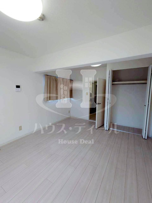 【内装】 | アズ川口レジデンス | 内装は落ち着いています