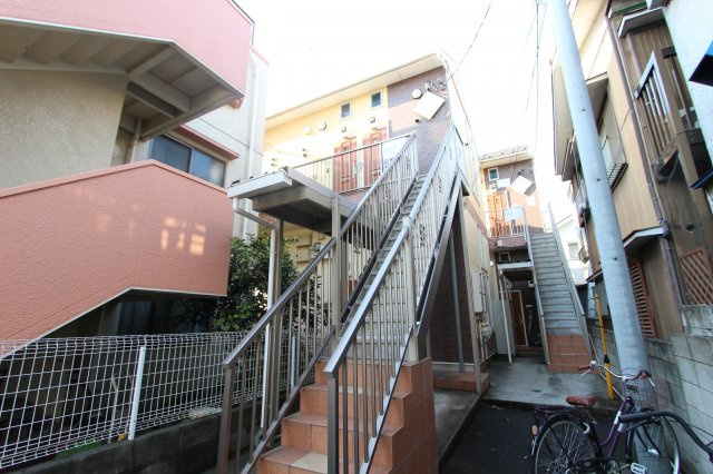 マリアーノの瞳の外観|マリアーノの瞳