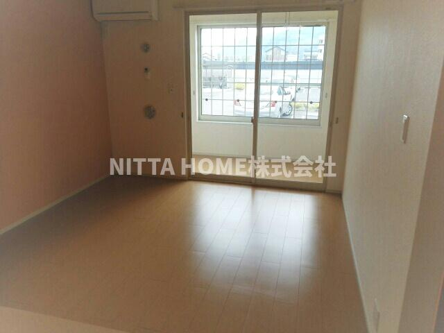 サンリットタウン　日高Ａの内装|リビングルームです＊