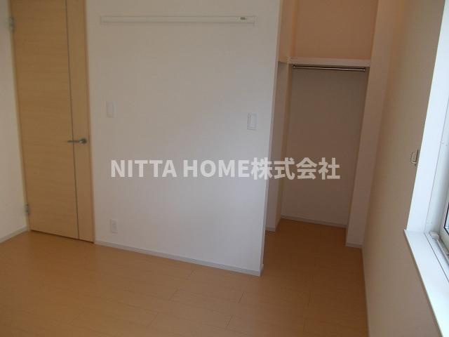 サンリットタウン　日高Ａの収納|洋室についているウォークインクローゼットです★