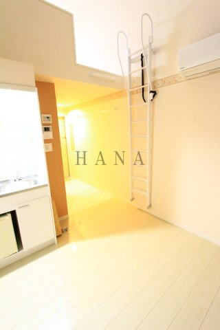 ユナイト浅田セシリアの瞳の内装