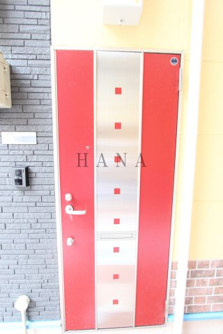 ユナイト浅田セシリアの瞳の玄関