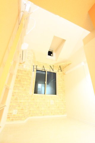 ユナイト浅田セシリアの瞳の寝室