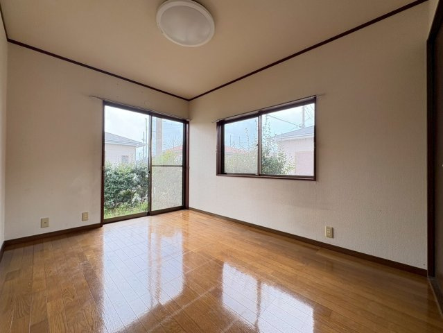 【寝室】