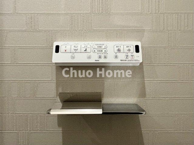 ライオンズマンション東日暮里第2の内装|【ウォシュレット】清潔に使いたいお手洗いには最適な設備です。もちろんウォームレットも標準装備です。