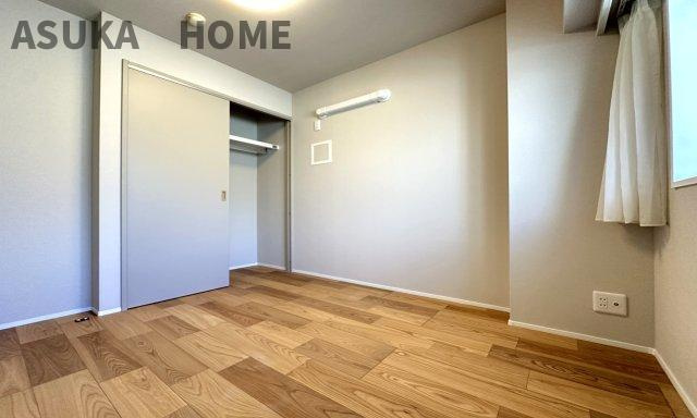 ガーデンプラザ横浜南の居間・リビング|解放感のある最上階角住居は魅力です。