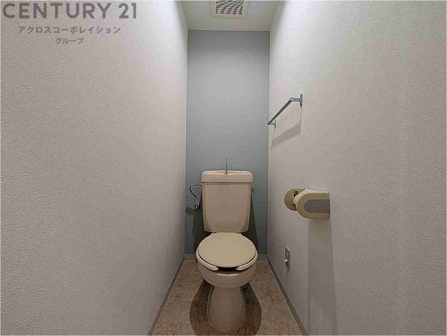 コンパクトで使いやすいトイレです