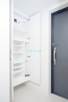 【玄関】 | ファインクレスト入谷 | 玄関