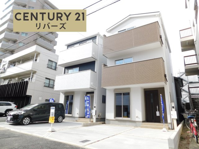 名古屋市瑞穂区雁道町１丁目の新築一戸建の外観|☆１号棟☆　　新価格！！いつでも見学出来ます♪（お問合せ当日、平日、水曜、夜間でもＯＫ）　都市型３階建！　広いＬＤＫ１８．２帖！　駐車並列２台ＯＫ　教育施設、スーパーやコンビニ、公園など周辺充実♪