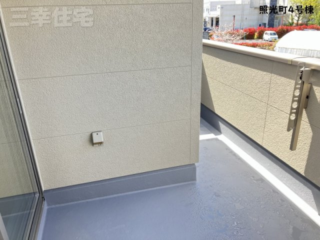 碧南市照光町の設備|バルコニーには物干し設備と電源コンセントがあります