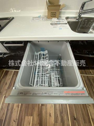 東鴻池町5丁目中古戸建のキッチン|食洗機があり洗い物の手間が省けます♪