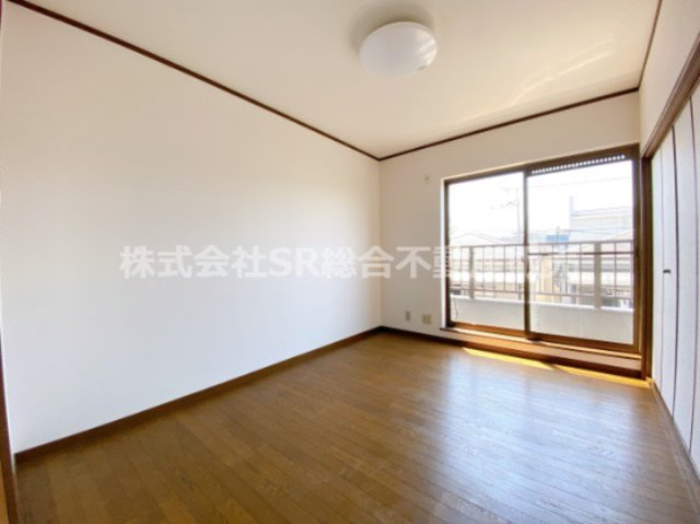 東鴻池町5丁目中古戸建の子供部屋|子供部屋としても使い勝手の良いお部屋です