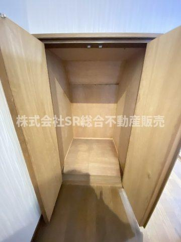 東鴻池町5丁目中古戸建の収納|収納スペース豊富です♪