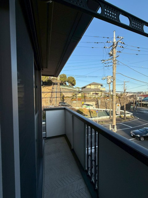 【庭】 | パレスガーデンA | 南向きの専用庭です！お庭でゆったり過ごしたり、ガーデニングなども楽しめますね♪