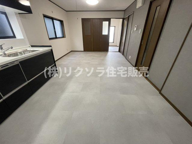 三矢町　中古一戸建てのダイニング|LDK14.0帖
■物件内覧・資金計画相談・住宅ローン相談、リフォーム相談、お問合せ受付中■
※当日・翌日のご内覧、ご相談はお電話でのお問合せがスムーズです！