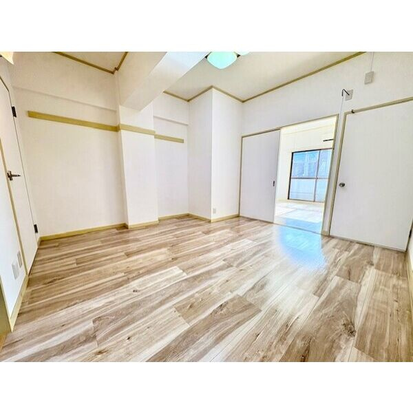 ヴィンテージ御影の内装