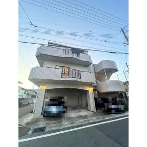 ヴィンテージ御影の駐車場