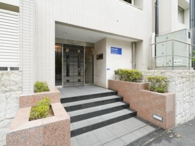 KDXレジデンス高輪のエントランス