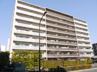 【外観】 | 平成築の新耐震基準適合マンション！太陽に愛された邸は、陽当り・通風に優れた魅力的で快適さを追求した邸宅。
