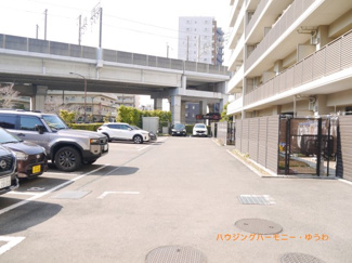 【駐車場】 | 自走式の駐車場がありますので、車必須のかたには、安心です。