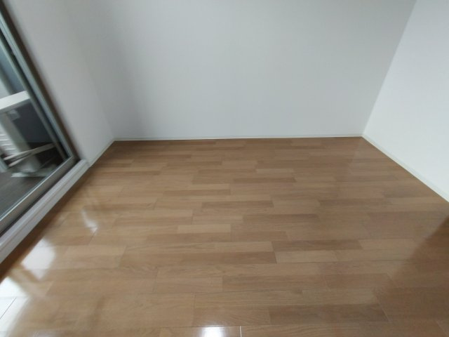 【洋室】 | TLRレジデンス高井田