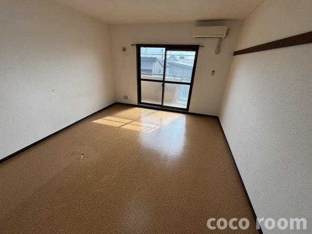 リヴエターナルの居間・リビング