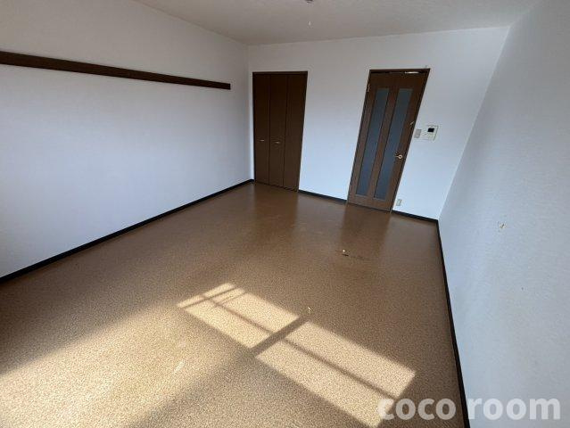 リヴエターナルの居間・リビング