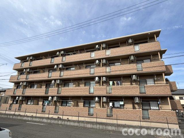 リヴエターナルの外観