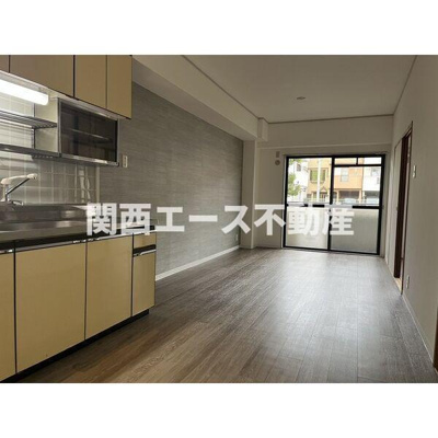 【居間・リビング】 | サンプラザ新石切