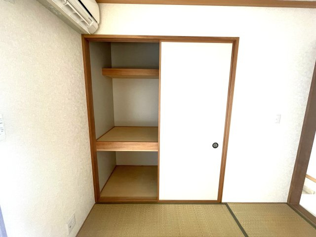 嶋野貸家の居間・リビング