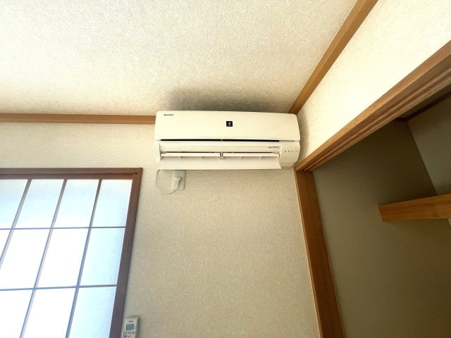 嶋野貸家の洋室