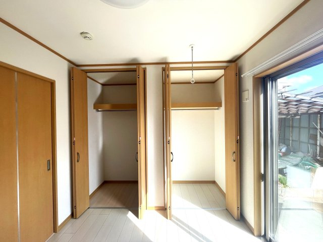 嶋野貸家の洋室