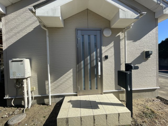 嶋野貸家の玄関