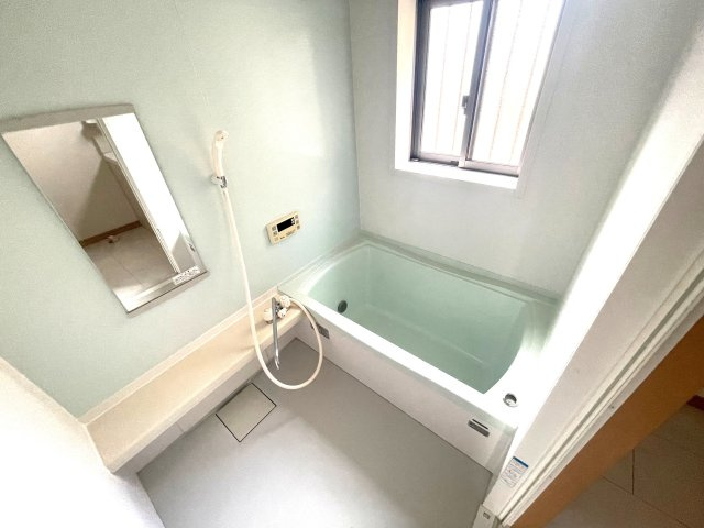 嶋野貸家の玄関