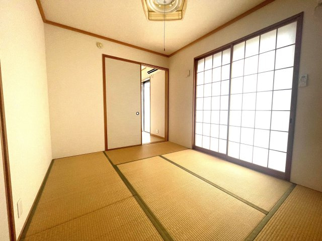 嶋野貸家の居間・リビング