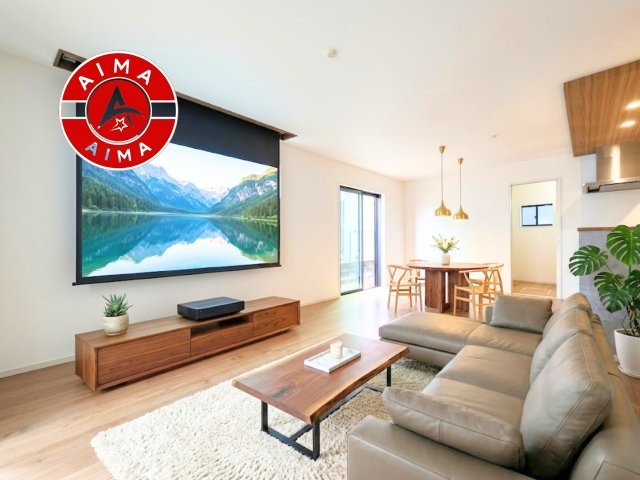 福岡市城南区東油山1丁目第1-2棟（1号棟）の居間・リビング|明るく開放的なリビングダイニングは豊かな陽光が注ぎ込み、やすらぎの空間を演出してくれます。ご家族で楽しいひとときをお過ごし下さい。※家具はCGを合成したものです。